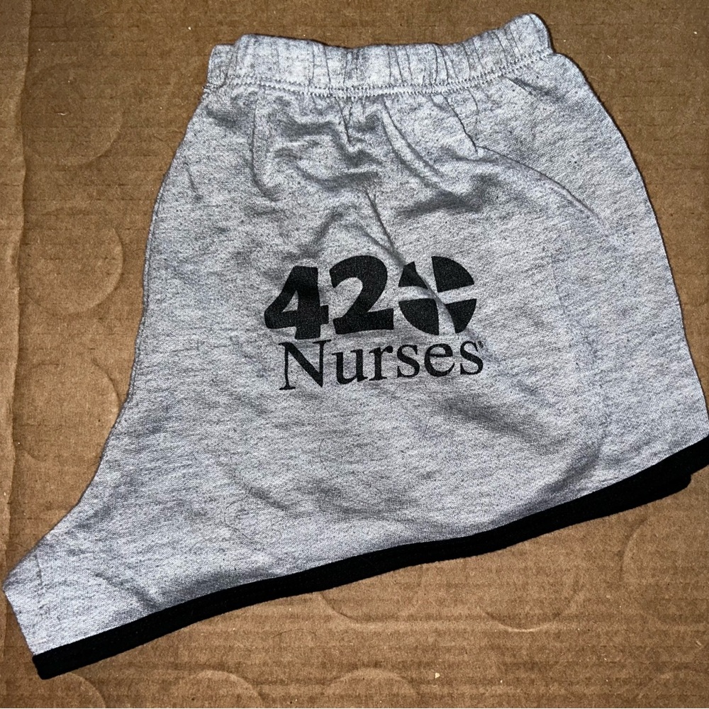 420 nurses shorts